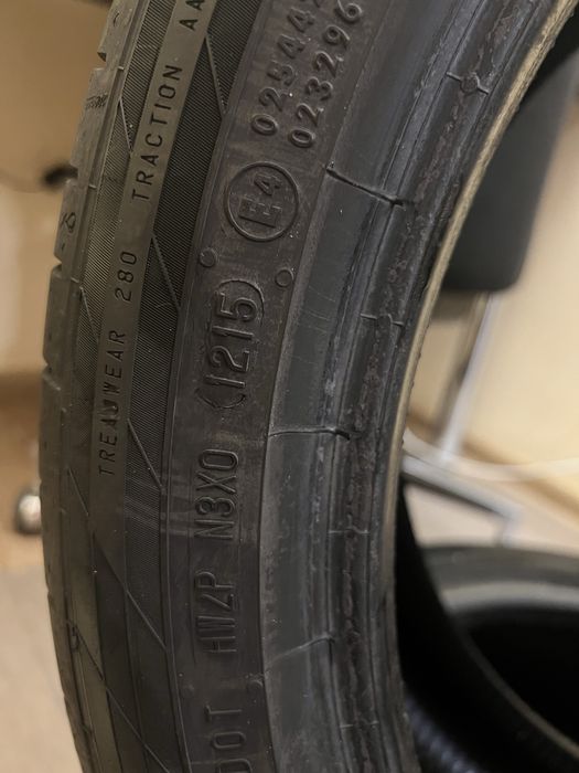 Резина Continental 245/40/ r18