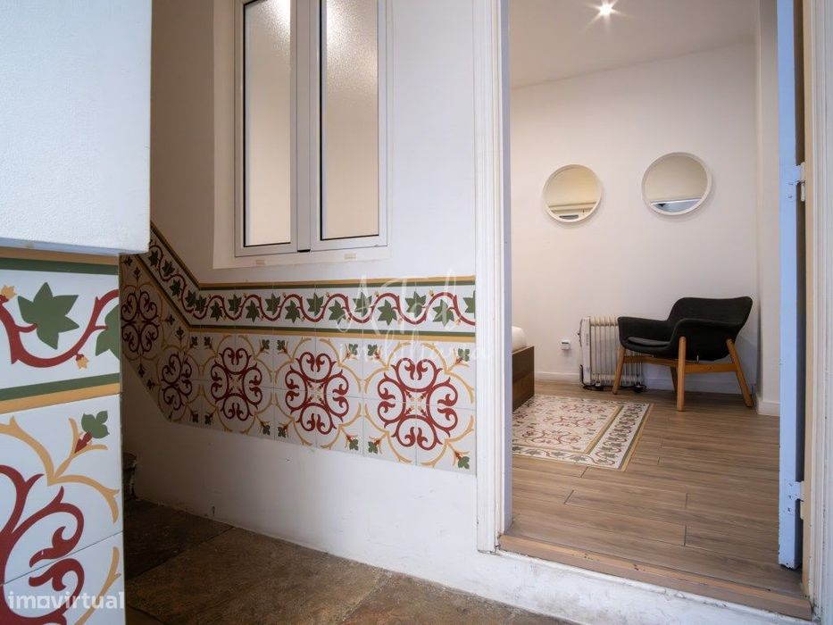 Apartamento T3 com Licença de Alojamento Local e Terrço - Lisboa