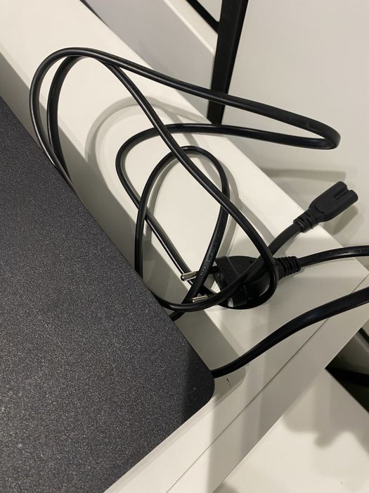 Konsola ps 4 i jeden pad