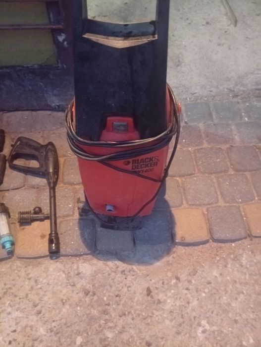 Myjka ciśnieniowa Black & decker