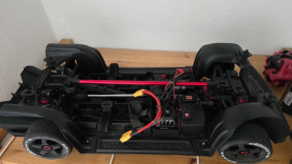 Vendo RC Arrma Infraction modificado. Losi traxxas