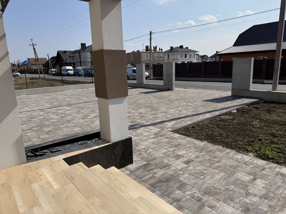 Сучасний дизайнерський будинок 697 $/м² Преміум клас