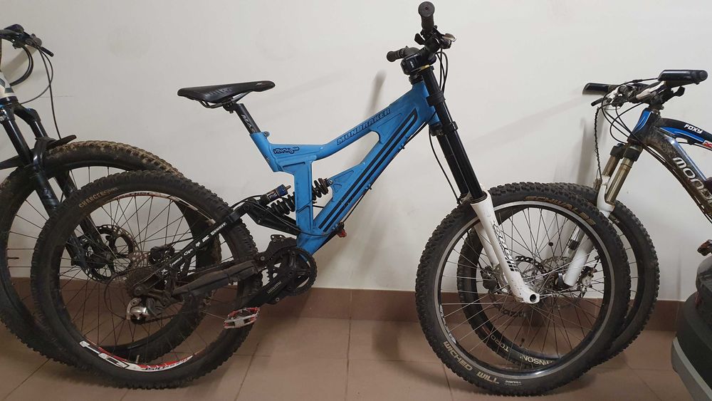 Mondraker downhill