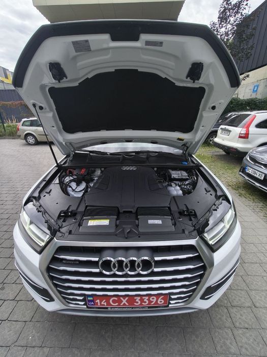Audi Q7 2019 VIN WA1VAAF71KD034046 фото оголошення 7 з 24
