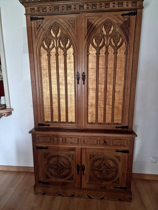 Móvel talha dourada