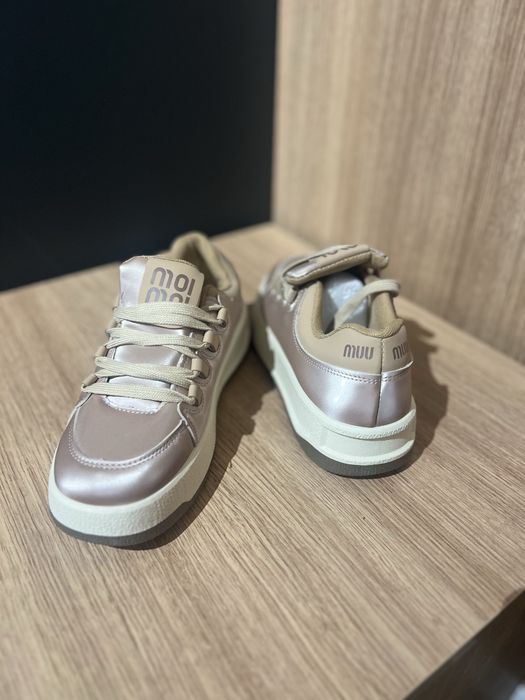 Взуття для дівчинки 38 р