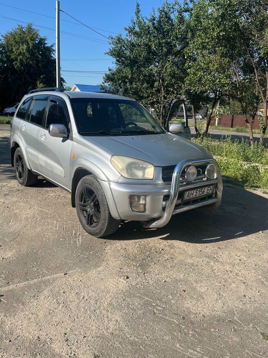 Продаж  TOYOTA RAV-4 2000 року