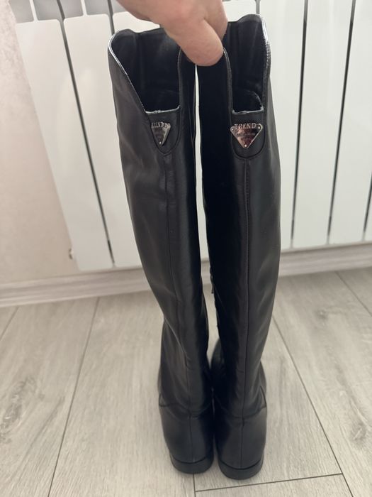 Продам сапоги ботфорти