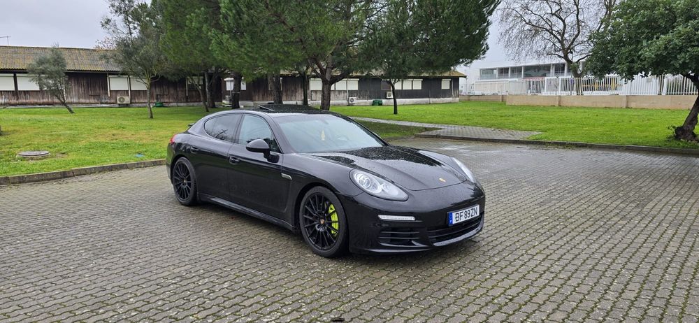 Porsche Panamera S Híbrido Plug-in
