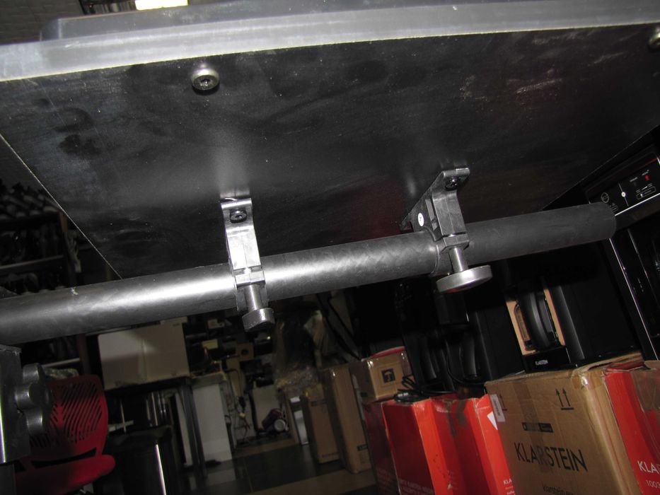 Stolik pod laptopa projektor mobilny na kółkach regulowany SoBuy