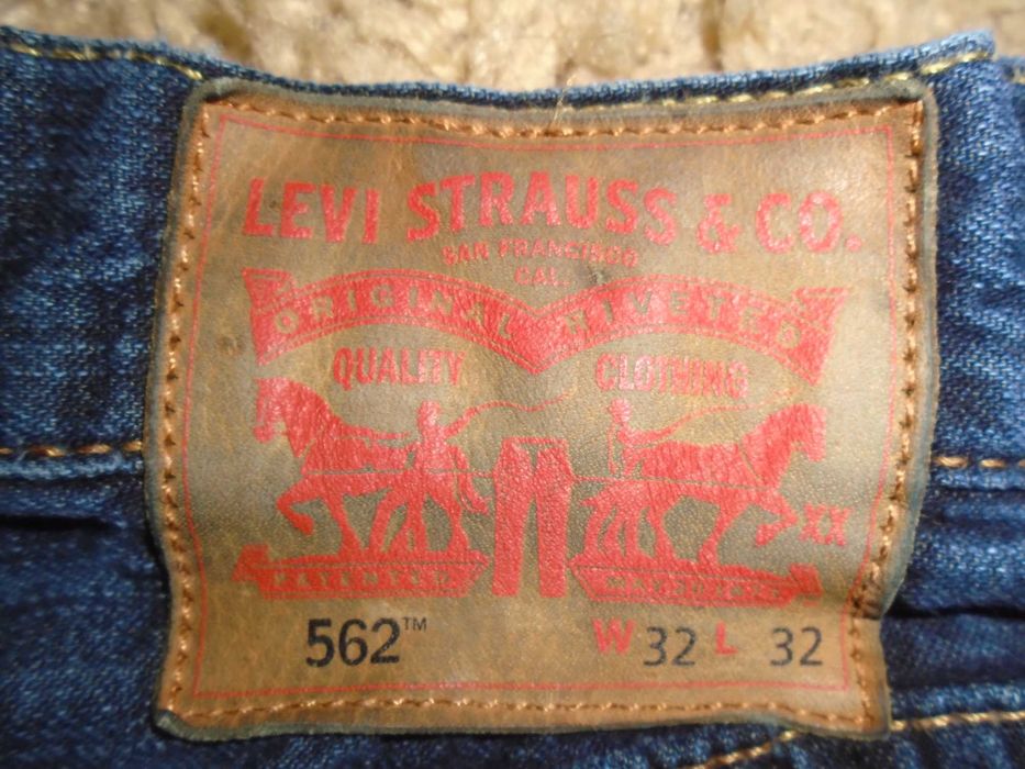 Джинсы Levis 562 USA W32 L32