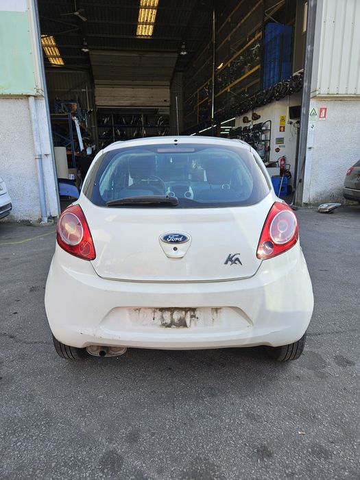 Ford KA 1.2i de 2010 para peças