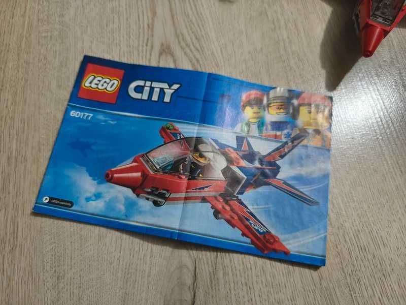 LEGO 60177 – Airshow Jet