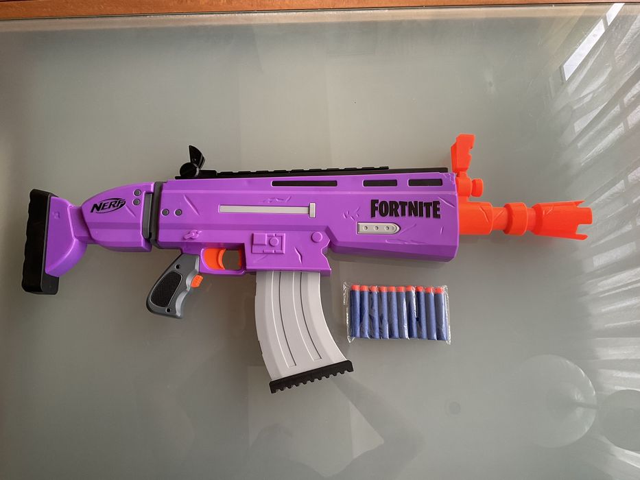 Nerf Fortnite AR-L electrica impecavel