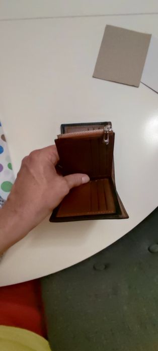 Carteira da marca DEABOLAR