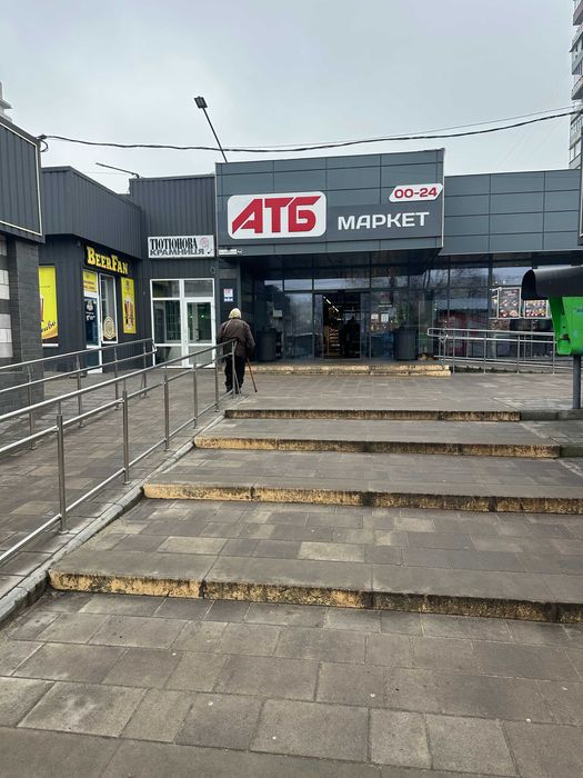 Оренда біля АТБ 57 м²  м. Кам'янське, бул. Будівельників (лівий берег)