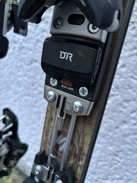 Nowe narty SnowRider dł. 163 cm