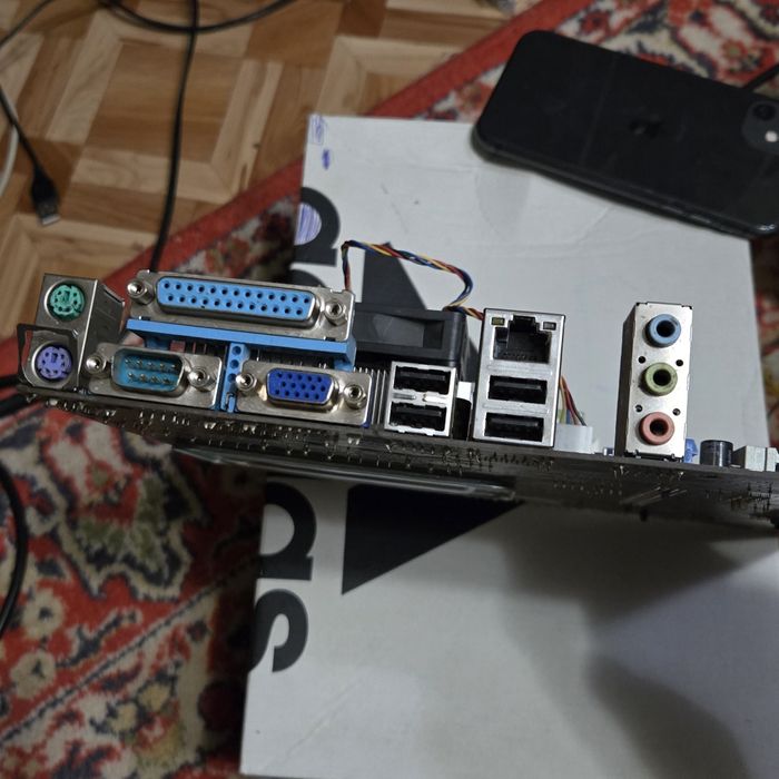 Сборка: ASUS M4N68T-M LE V2, 8 GB DDR3, AMD Sempron 140 2.7 GHz