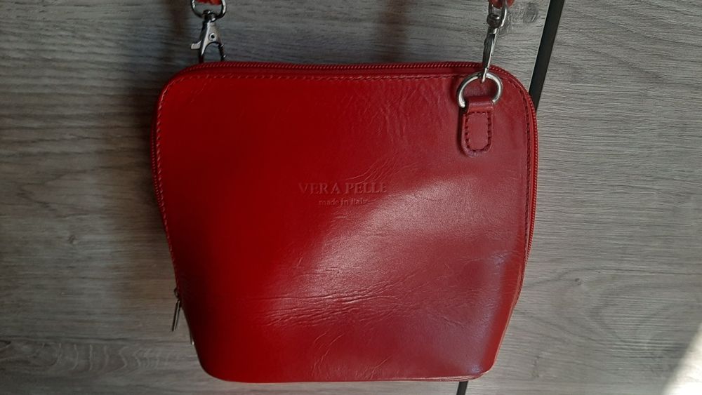 Czerwona torebka Vera Pelle