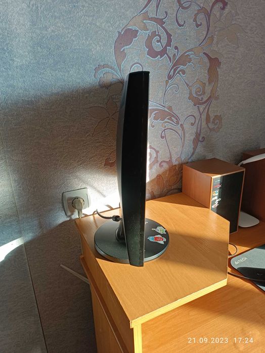 Samsung SyncMaster 943n: 1 800 грн. - Монітори Коростень на Olx