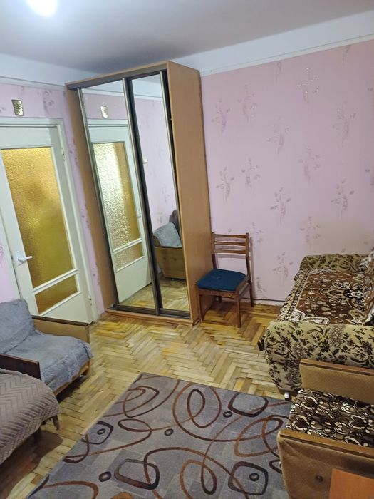 1 кв. 4/5. Космос. Ул.Чумаченко.