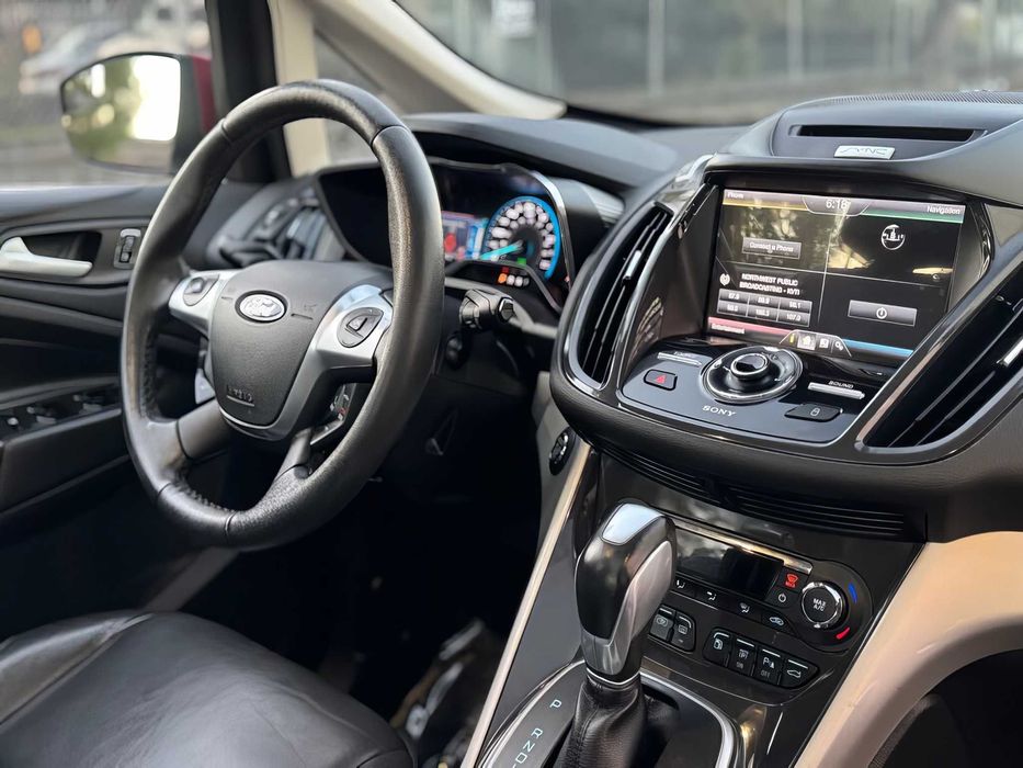 Ford C-Max      2015