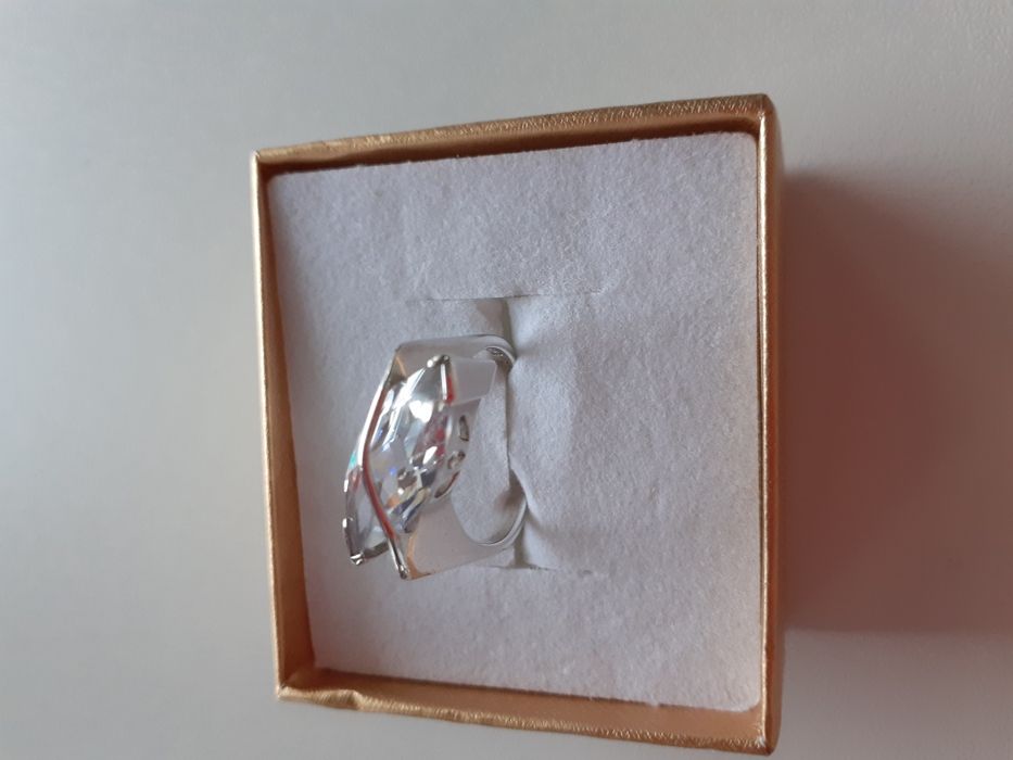 Pierścionek Apart srebrny w roz. 11