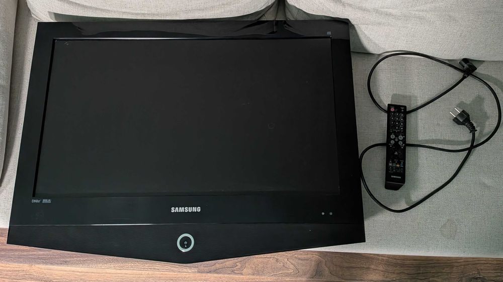 Telewizor LCD Samsung LE32R32B 32 cale 32"