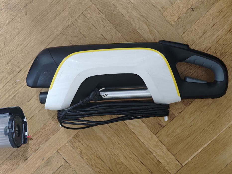 Продам пылесос Karcher VC-5