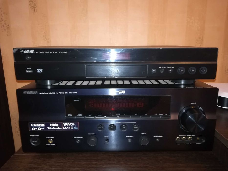 Amplituner RX-V 765 + Blu-ray BD-S 673 + głośniki Taga Harmony TAV 606