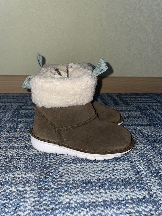 Ботинки демісезонні ,натуральний замш 22 розмір