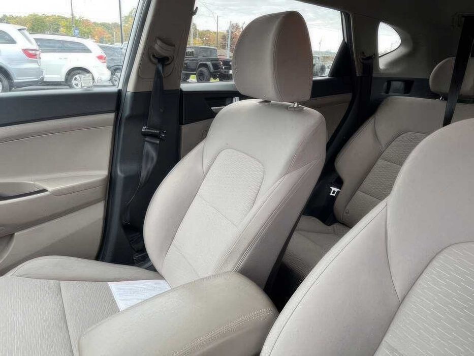 Hyundai Tucson SEL      2019