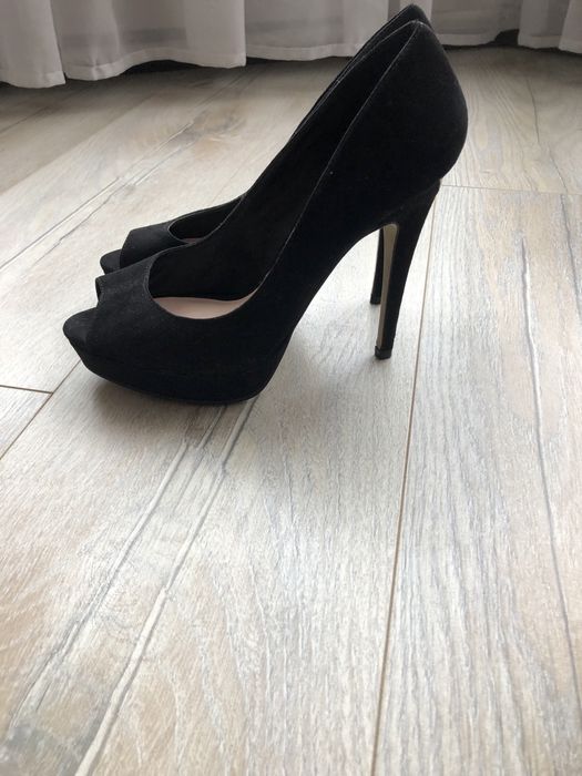 Туфлі Aldo з відкритим носиком