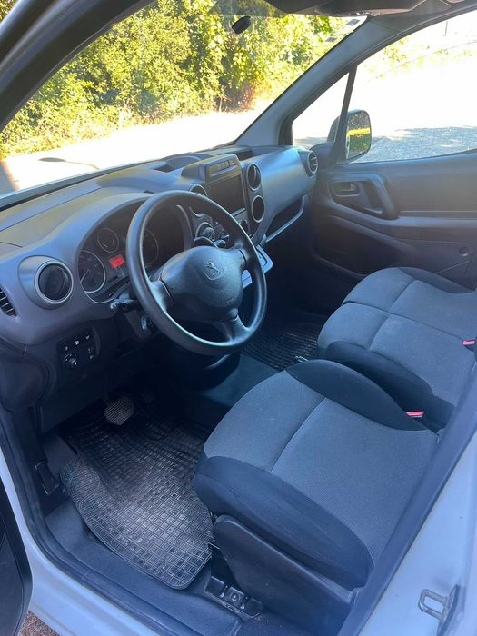 Peugeot Partner Automática L1 1.6 BlueHDi 100cv