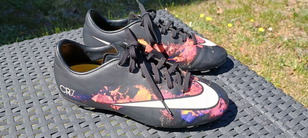Buty piłkarskie korki Nike Mercurial 35,5