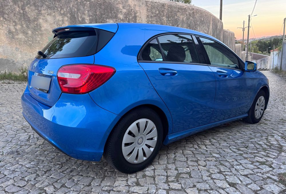Mercedes A180 CDI Pronto a circular nada a fazer