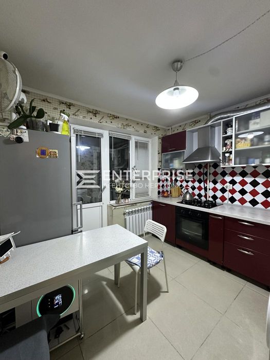 Продаж 1к квартири, поряд метро, Деміївка, пр. Науки, Голосієвський р