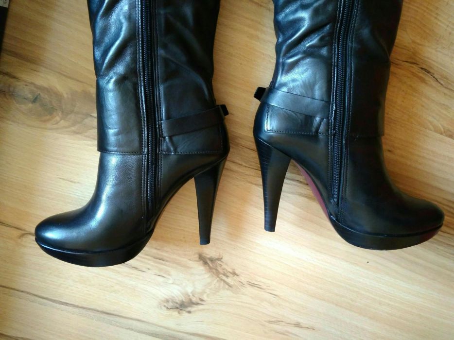 Kozaki skórzane Geox 37 obcas czerwona podeszwa