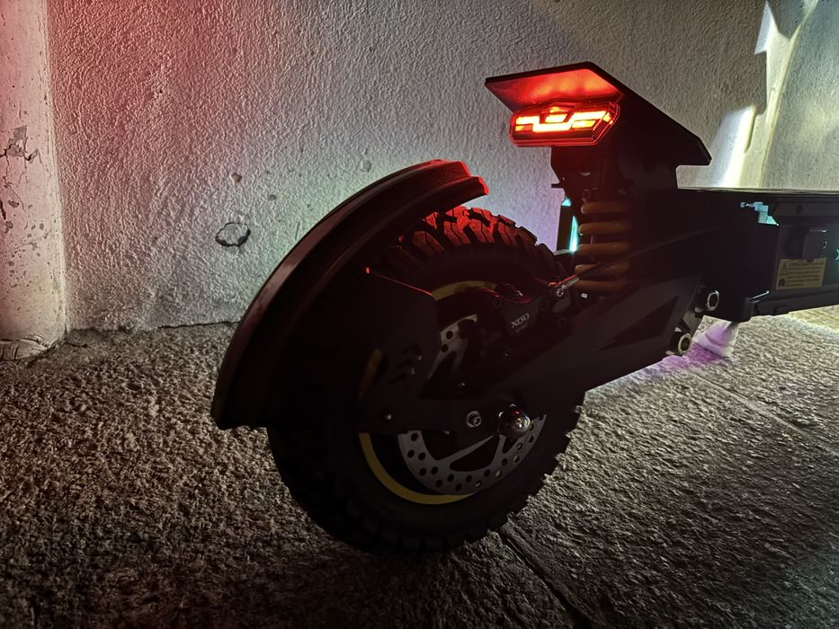 Trotinete Elétrica (65 km/h) — Excelente Estado | Com Garantia, Fatura e Capacete