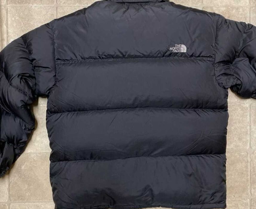 Męska kurtka puchowa North Face.Trzymaj się ciepło zimą