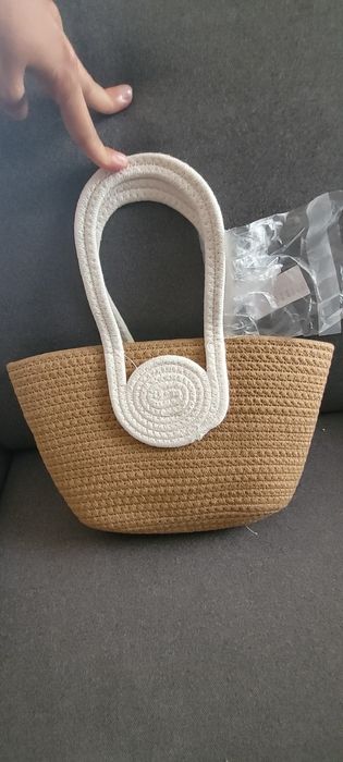 Torebka-kosz bezowo-biała, sznurek