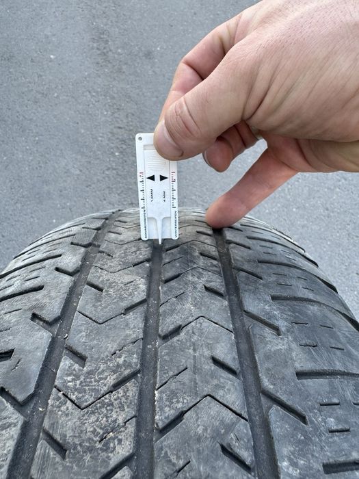 Michelin Agilis 51. 215/65/16c