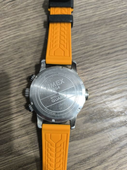 Часы Timex T2N812