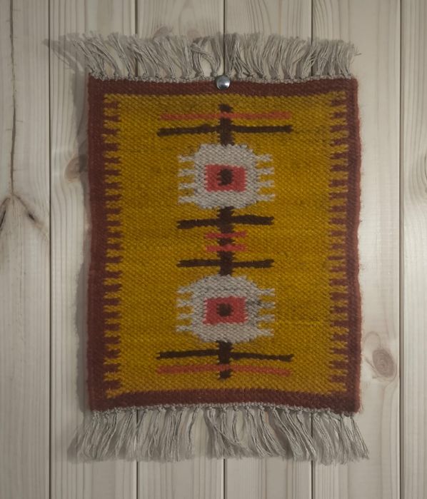 Kilim wełniany na osnowej lnianej