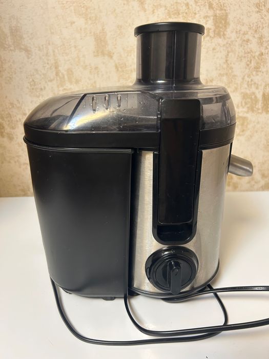 Продам соковитискач