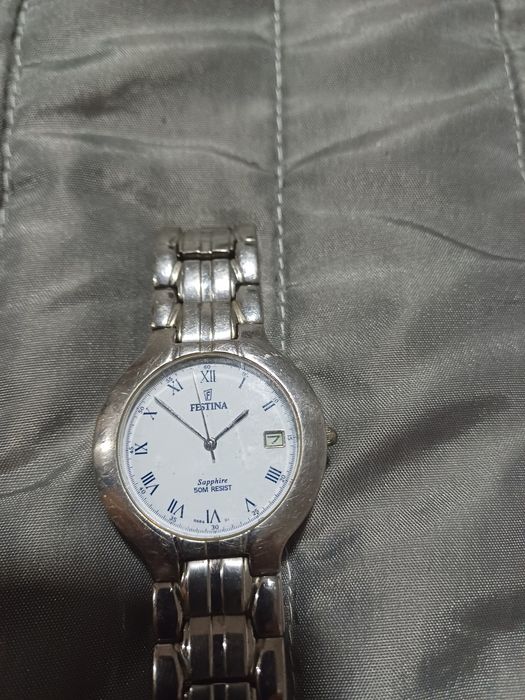 Relogio swatch em caixa nunca usado como novo