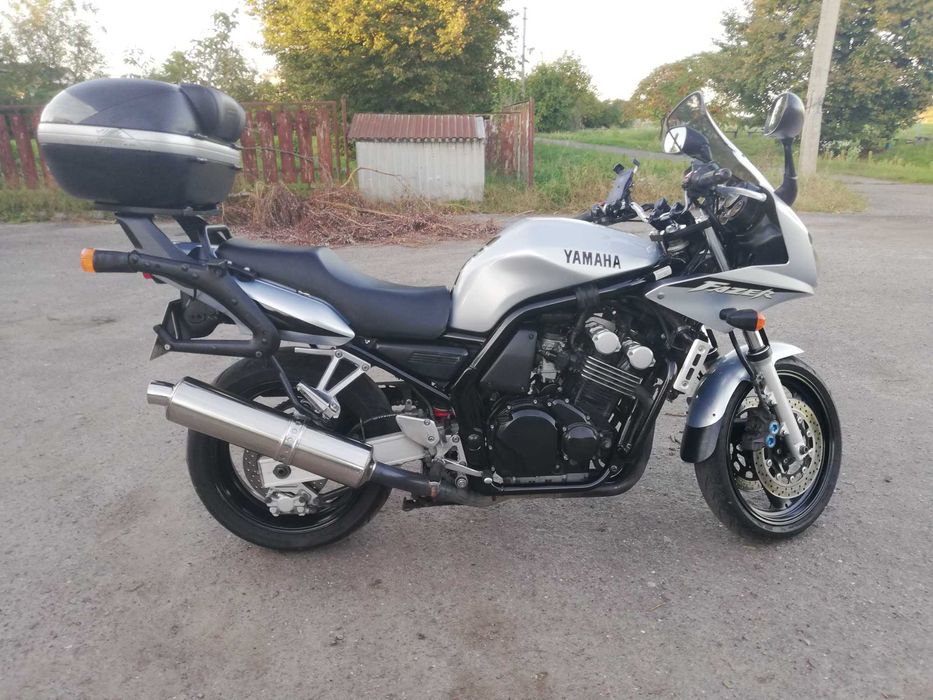 Yamaha fzs 600 fazer