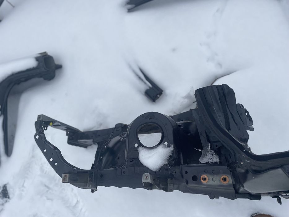 Ланжерон передний левий четверть передняя Toyota Rav4 Rav 4 2013-2018