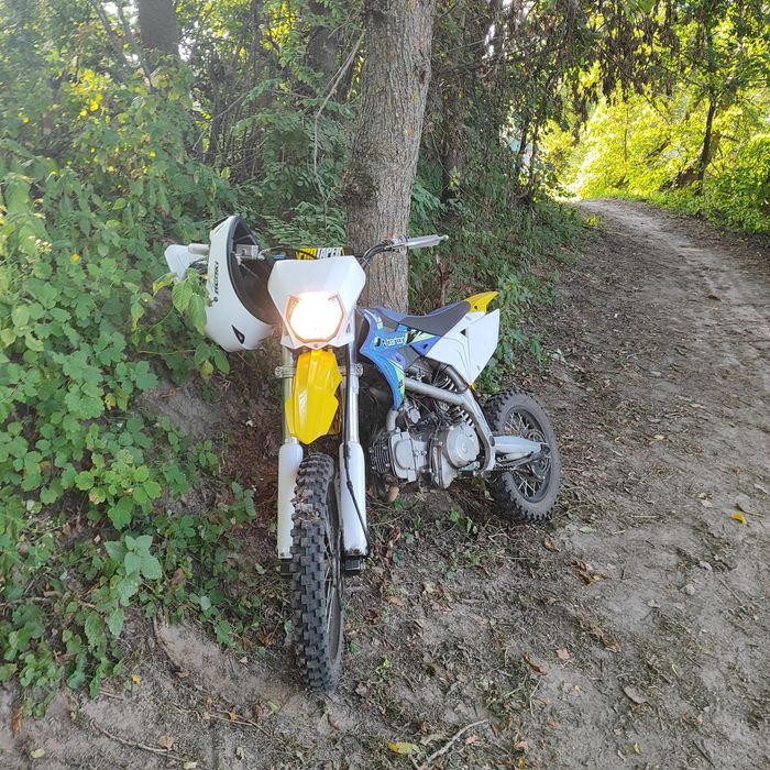 Продам питбайк Бартон СРОЧНО так как выезжаю за границу