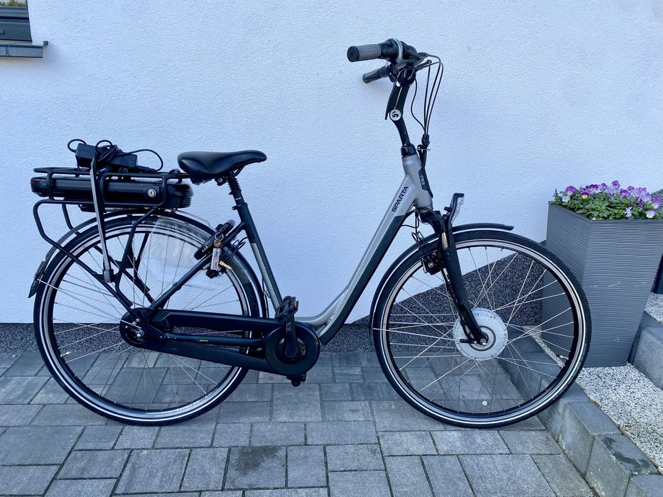 Rower elektryczny sparta f8e